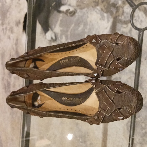 Heels - Picture 3 of 5